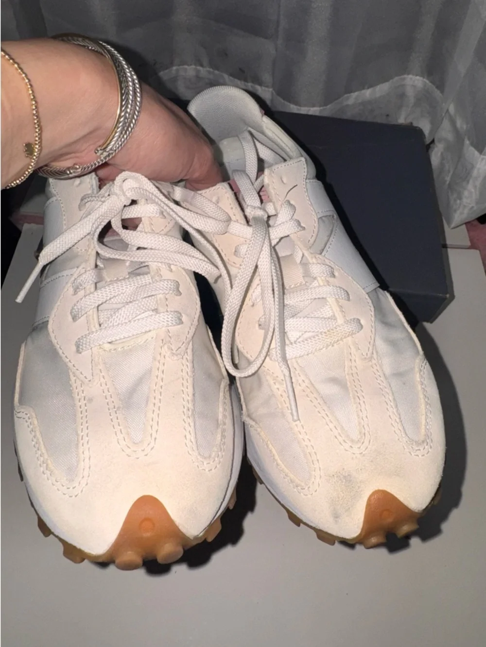 New Balance 327 White and Mauvy Purple  Sneakers - 8.5 - Picture 8 of 10